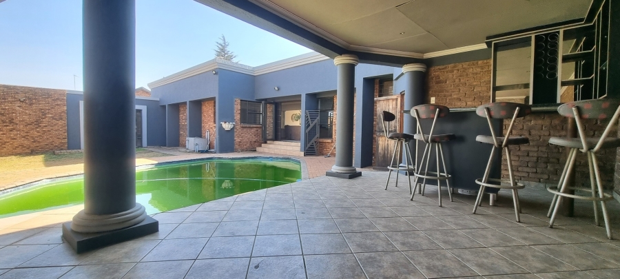 3 Bedroom Property for Sale in Sunward Park Gauteng