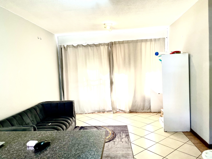 2 Bedroom Property for Sale in Noordwyk Gauteng
