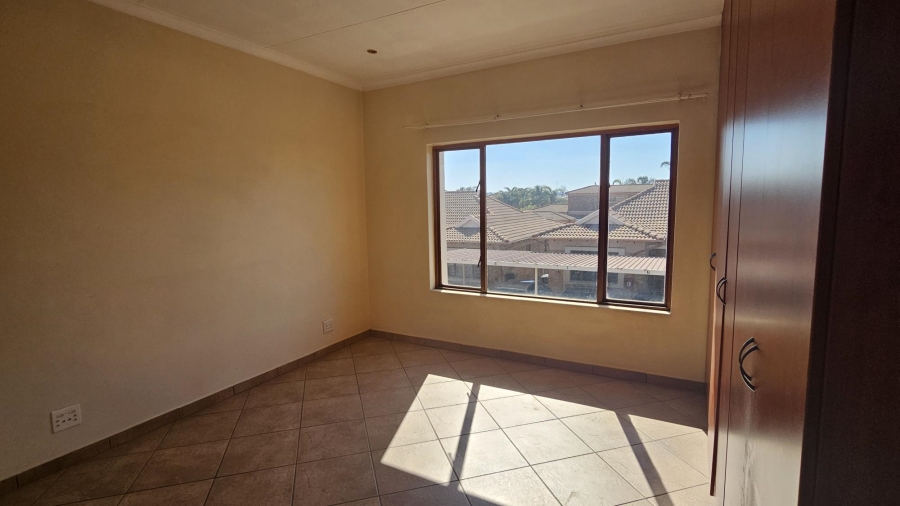 To Let 2 Bedroom Property for Rent in Sonneveld Gauteng