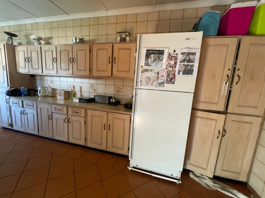 5 Bedroom Property for Sale in Witpoortjie Gauteng