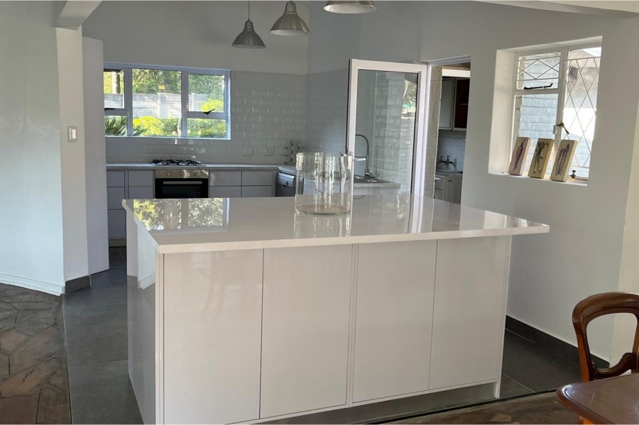To Let 3 Bedroom Property for Rent in Bryanston Gauteng