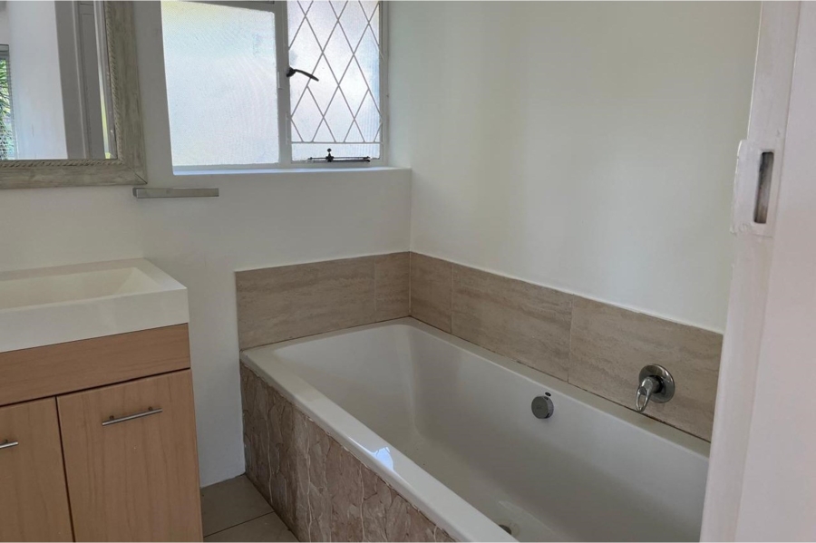 To Let 3 Bedroom Property for Rent in Bryanston Gauteng