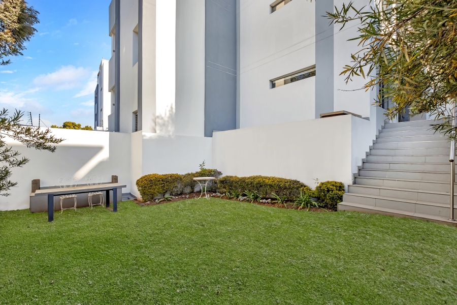 2 Bedroom Property for Sale in Melrose North Gauteng