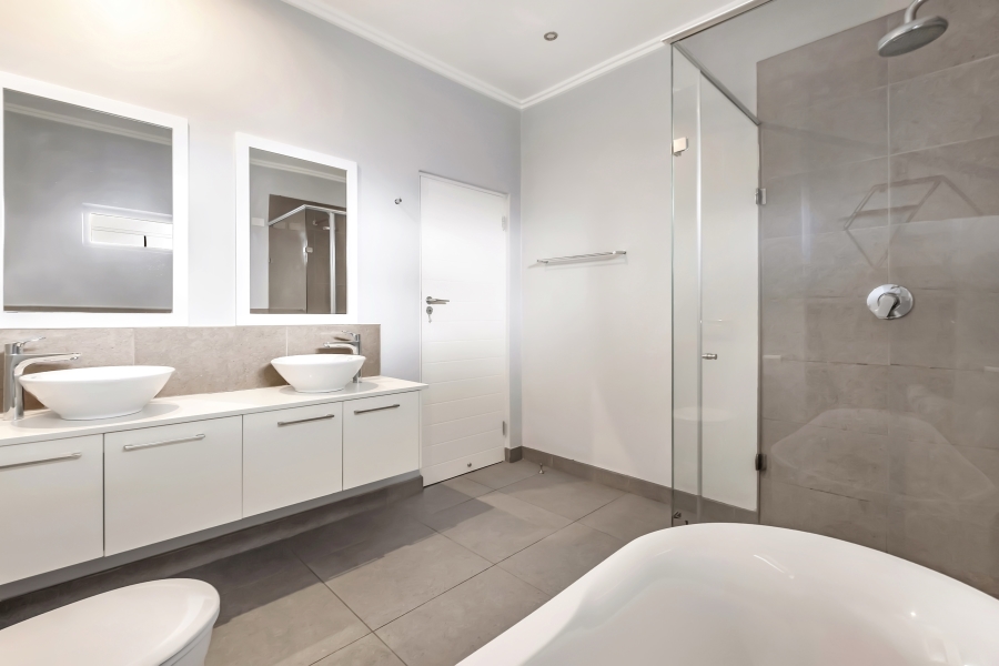 2 Bedroom Property for Sale in Melrose North Gauteng