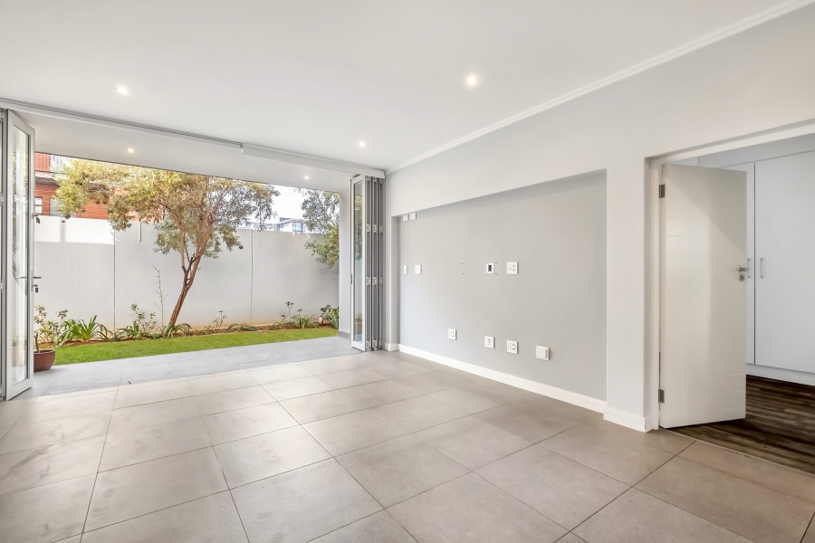 2 Bedroom Property for Sale in Melrose North Gauteng