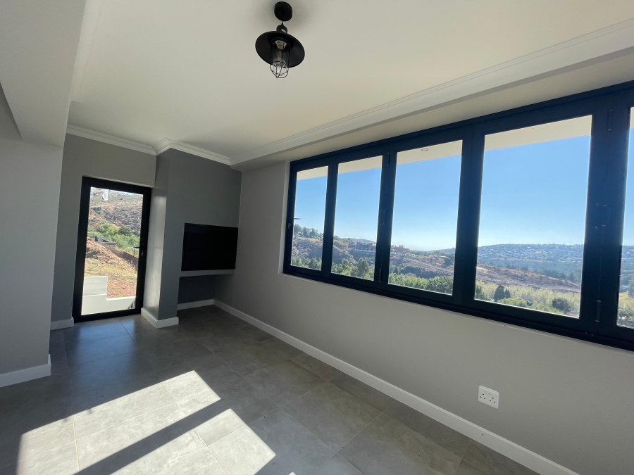 3 Bedroom Property for Sale in Roodekrans Gauteng