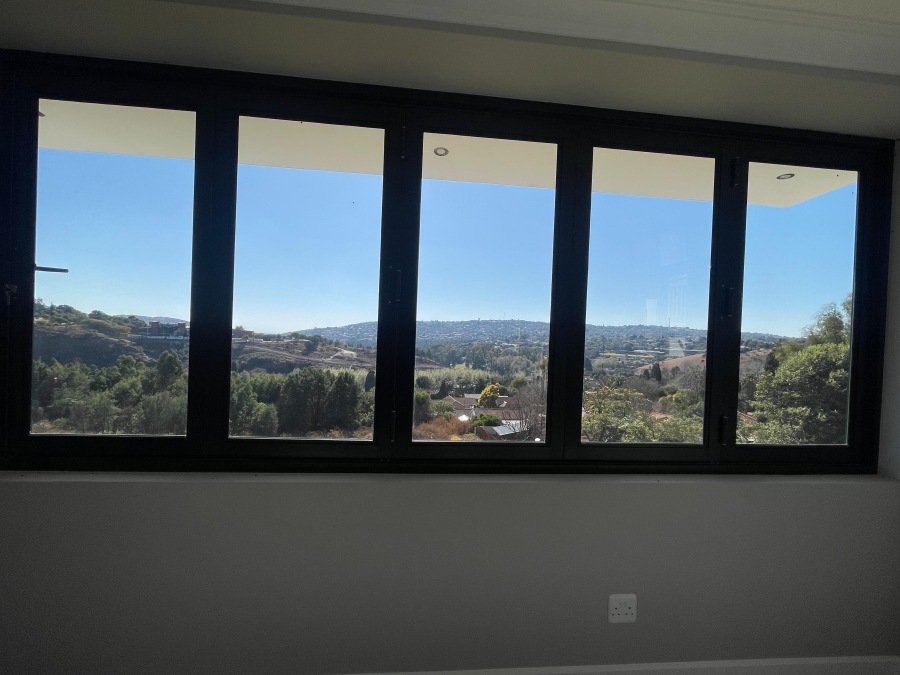 3 Bedroom Property for Sale in Roodekrans Gauteng