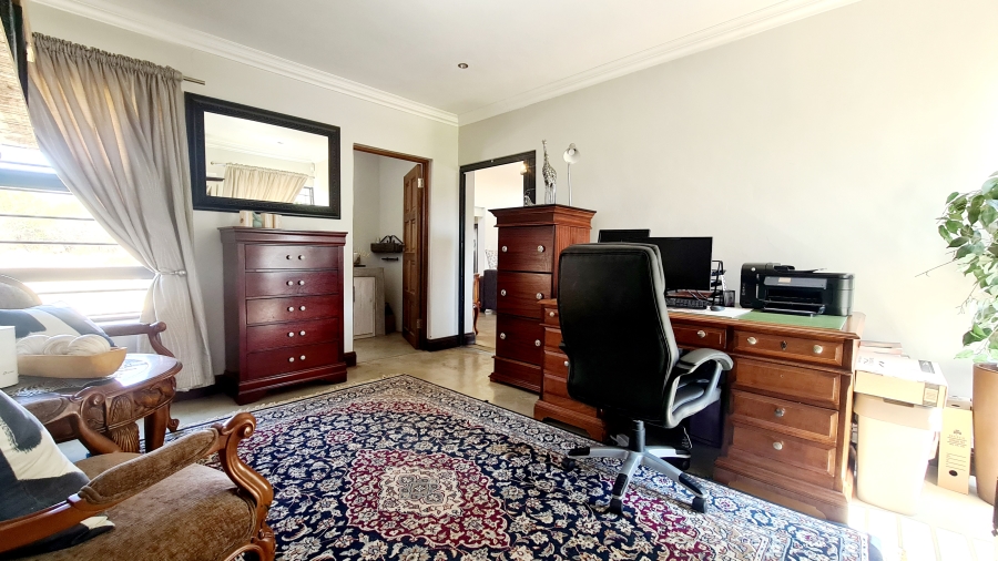 3 Bedroom Property for Sale in Leeuwfontein Gauteng