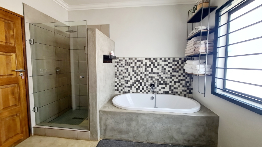 3 Bedroom Property for Sale in Leeuwfontein Gauteng