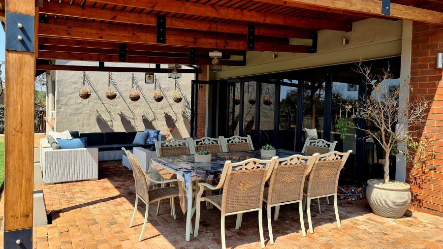 3 Bedroom Property for Sale in Leeuwfontein Gauteng