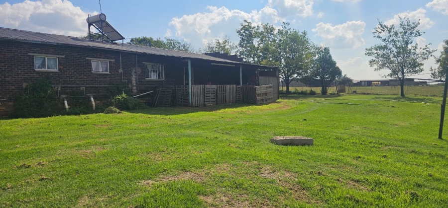 6 Bedroom Property for Sale in Kaydale Gauteng