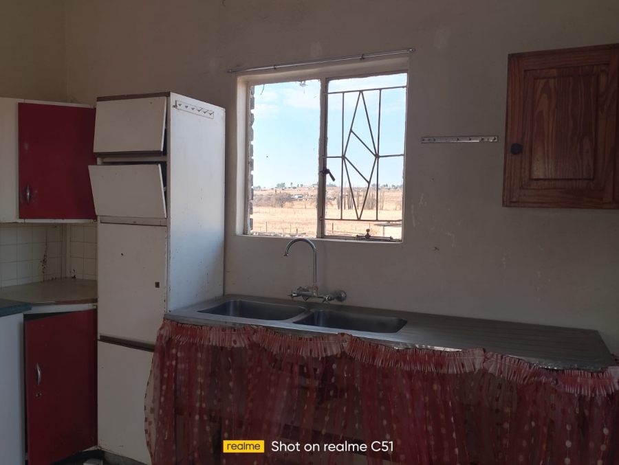6 Bedroom Property for Sale in Kaydale Gauteng