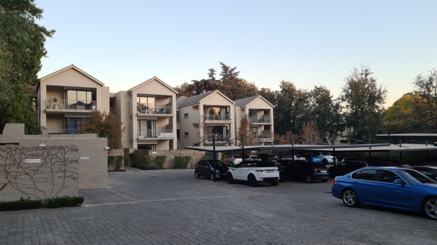 To Let 2 Bedroom Property for Rent in Saxonwold Gauteng