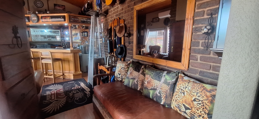 4 Bedroom Property for Sale in Rant En Dal Gauteng