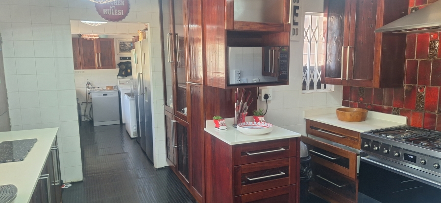 4 Bedroom Property for Sale in Rant En Dal Gauteng