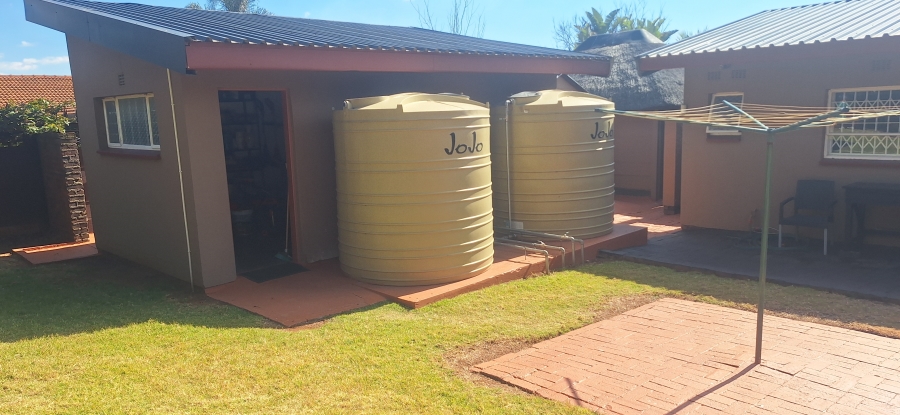 4 Bedroom Property for Sale in Rant En Dal Gauteng