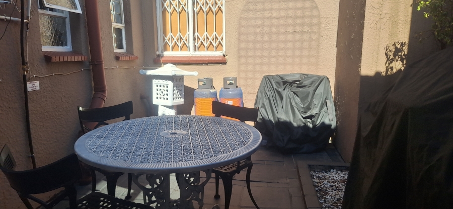 4 Bedroom Property for Sale in Rant En Dal Gauteng