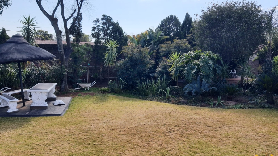 4 Bedroom Property for Sale in Rant En Dal Gauteng