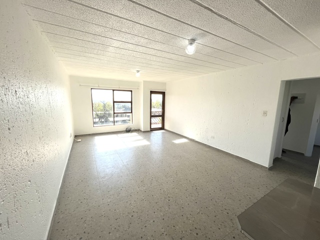 To Let 2 Bedroom Property for Rent in Helderkruin Gauteng