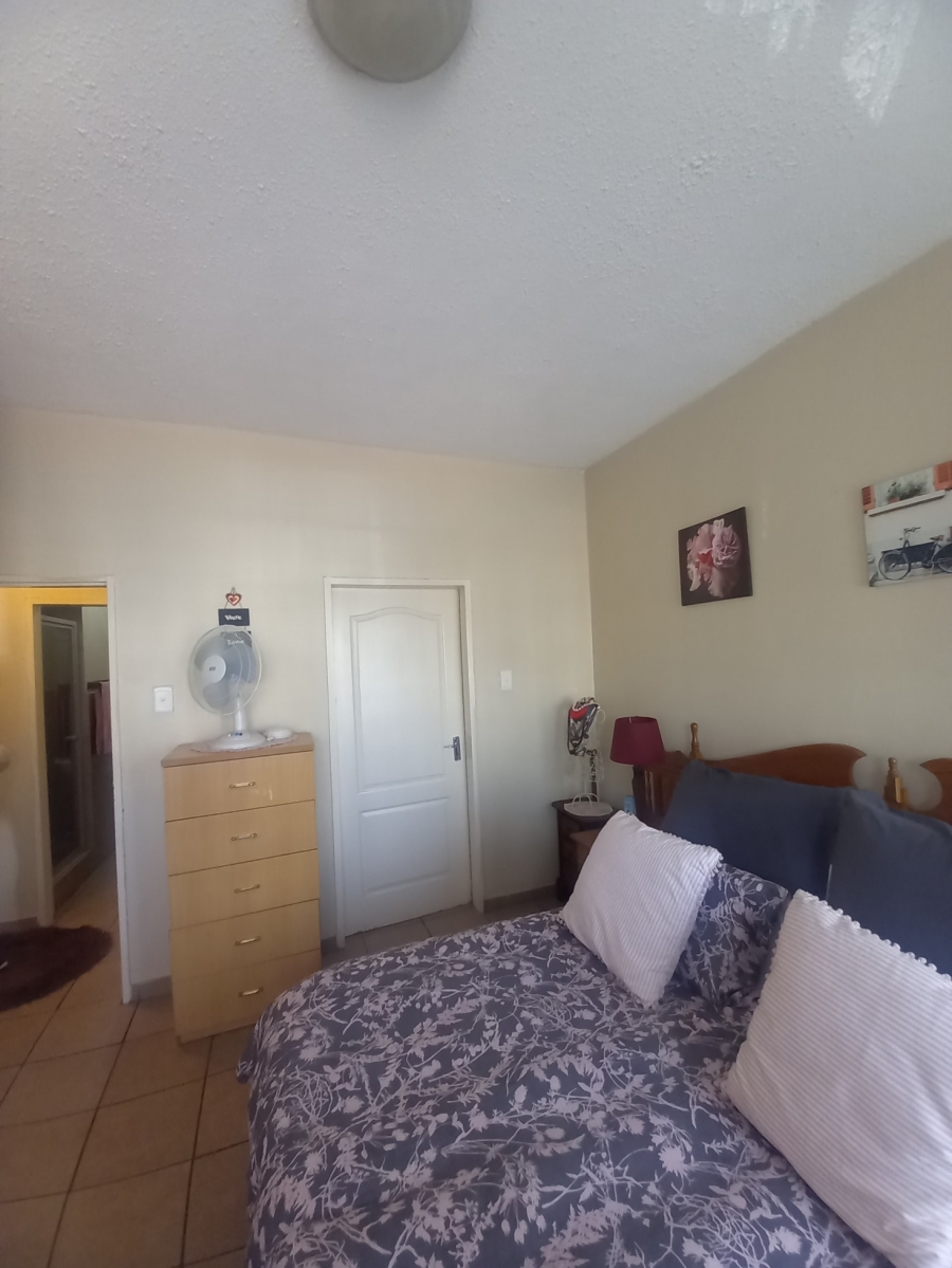 2 Bedroom Property for Sale in Minnebron Gauteng