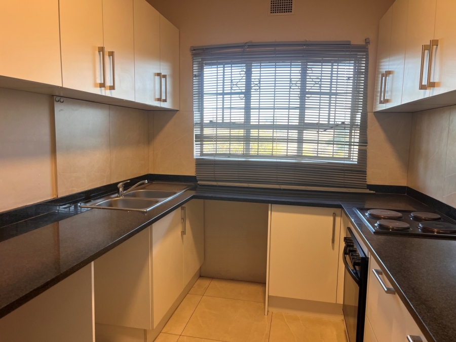 2 Bedroom Property for Sale in Sandringham Gauteng
