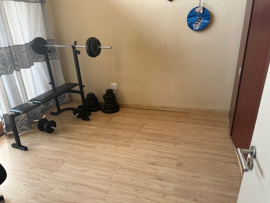 2 Bedroom Property for Sale in Noordwyk Gauteng