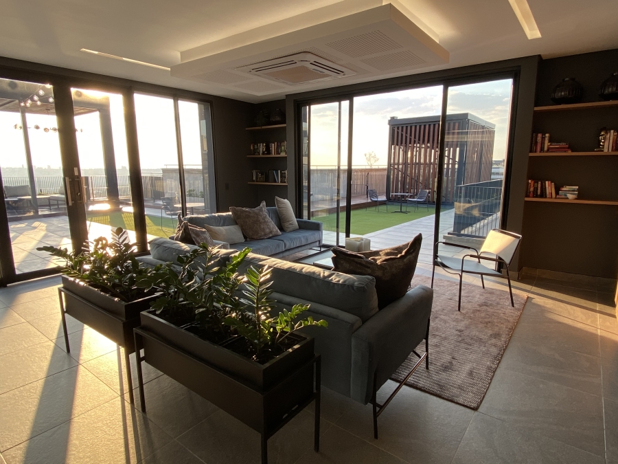 2 Bedroom Property for Sale in Sandton Central Gauteng