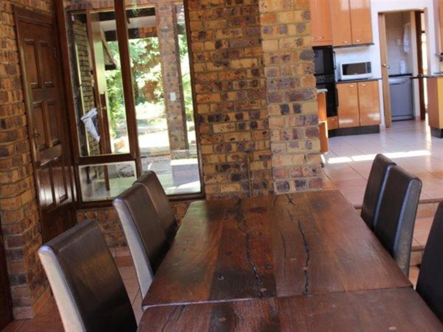 5 Bedroom Property for Sale in Bryanston Gauteng