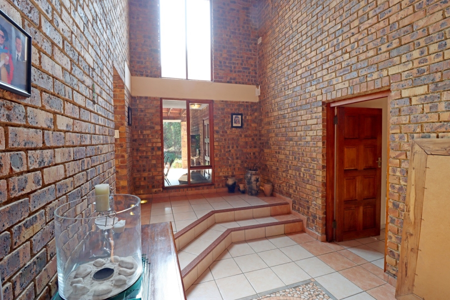 5 Bedroom Property for Sale in Bryanston Gauteng