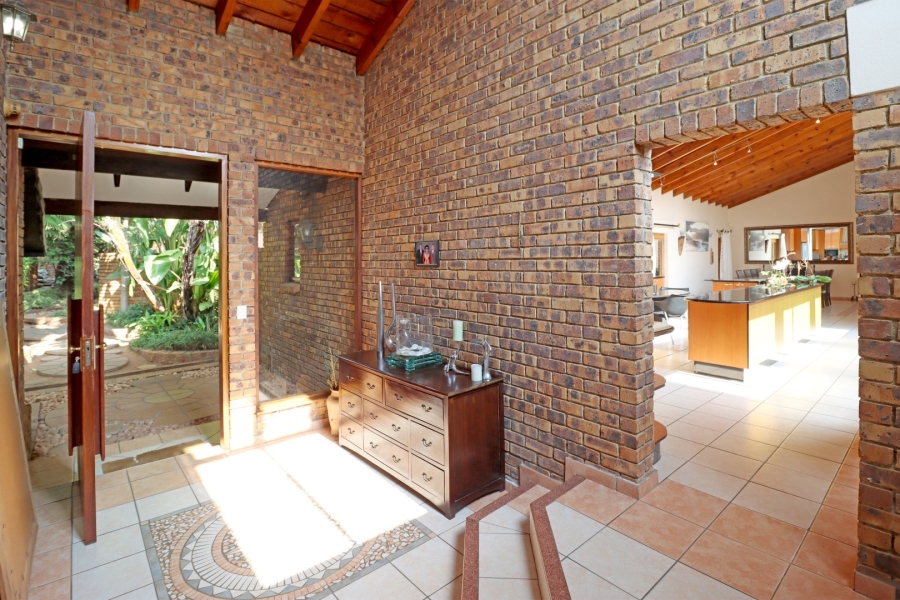 5 Bedroom Property for Sale in Bryanston Gauteng