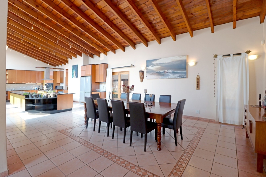 5 Bedroom Property for Sale in Bryanston Gauteng