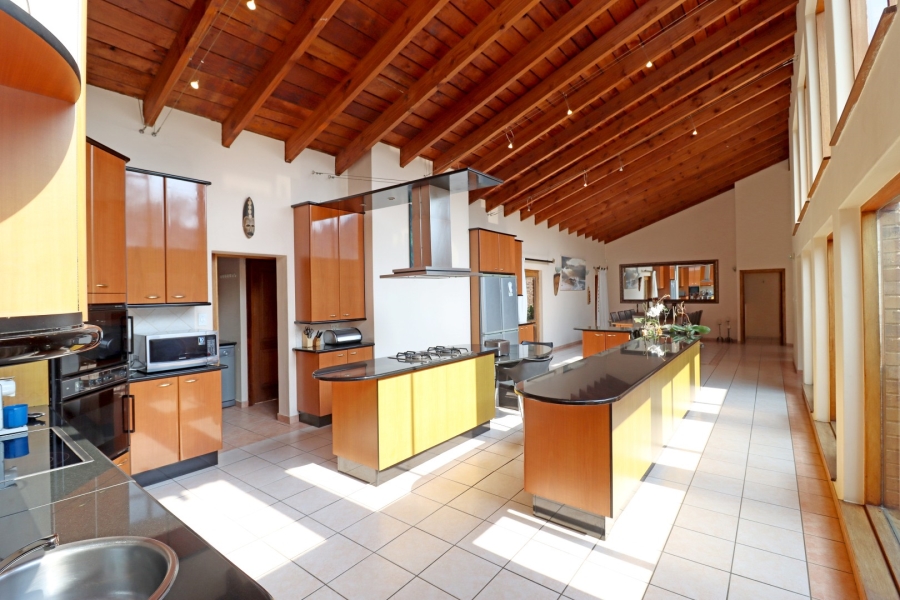 5 Bedroom Property for Sale in Bryanston Gauteng