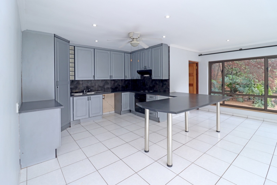 5 Bedroom Property for Sale in Bryanston Gauteng