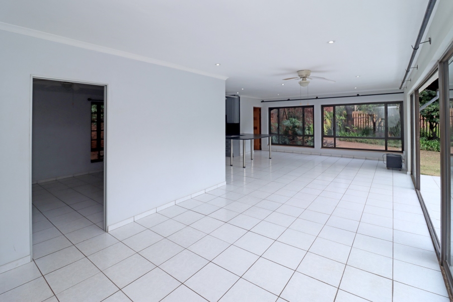 5 Bedroom Property for Sale in Bryanston Gauteng