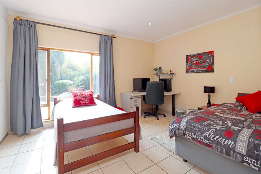 5 Bedroom Property for Sale in Bryanston Gauteng