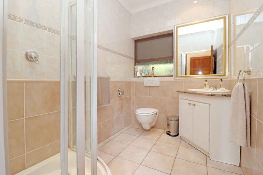 5 Bedroom Property for Sale in Bryanston Gauteng