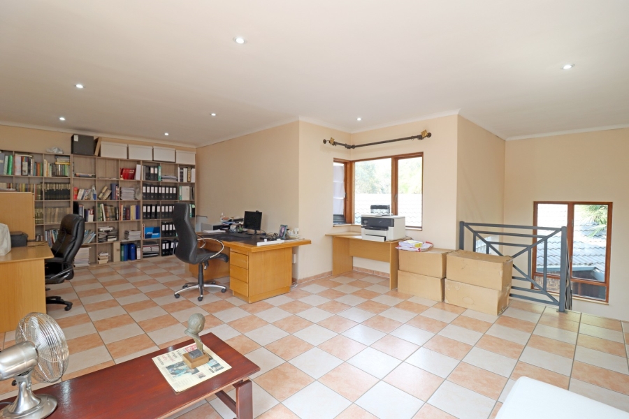 5 Bedroom Property for Sale in Bryanston Gauteng