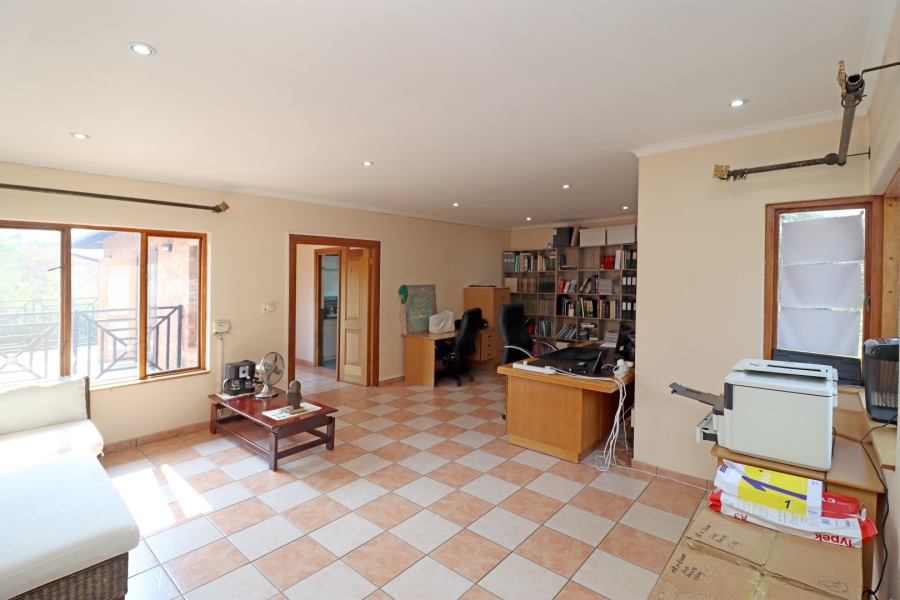 5 Bedroom Property for Sale in Bryanston Gauteng