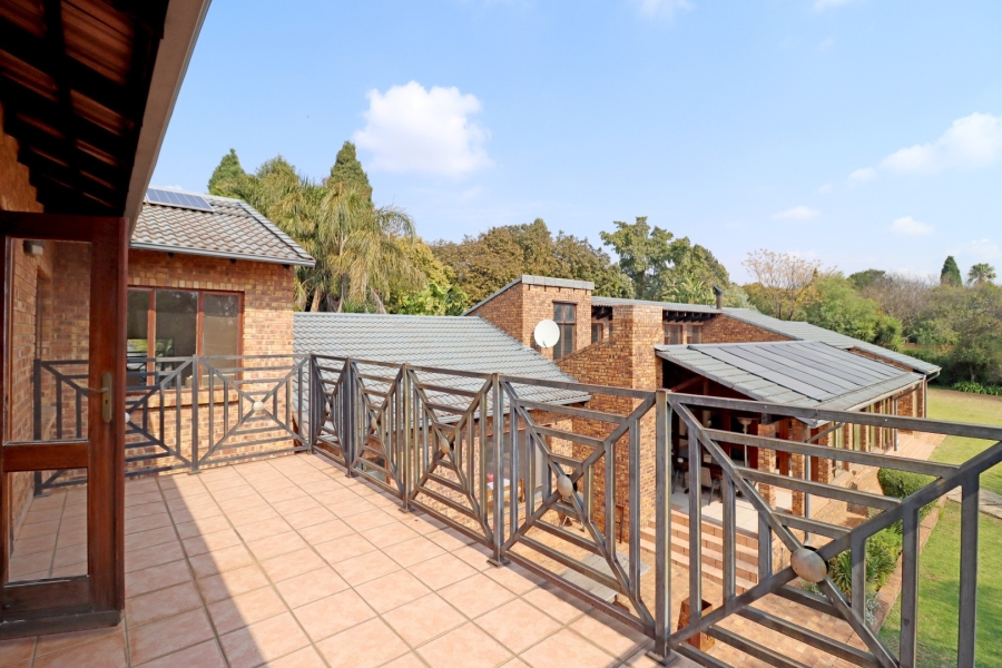 5 Bedroom Property for Sale in Bryanston Gauteng
