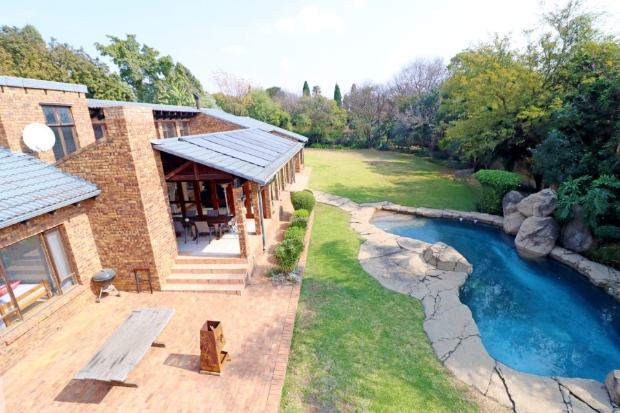 5 Bedroom Property for Sale in Bryanston Gauteng