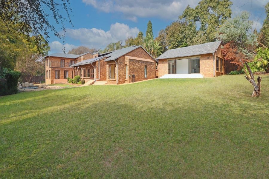 5 Bedroom Property for Sale in Bryanston Gauteng