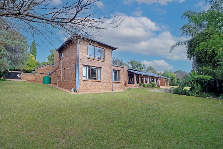 5 Bedroom Property for Sale in Bryanston Gauteng