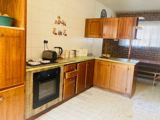 3 Bedroom Property for Sale in Dersley Gauteng
