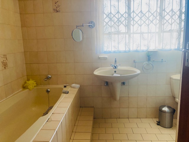 3 Bedroom Property for Sale in Dersley Gauteng
