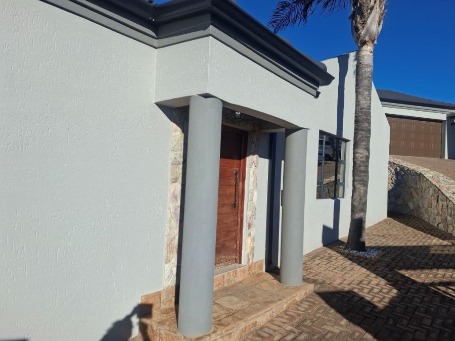 4 Bedroom Property for Sale in Noordheuwel Gauteng