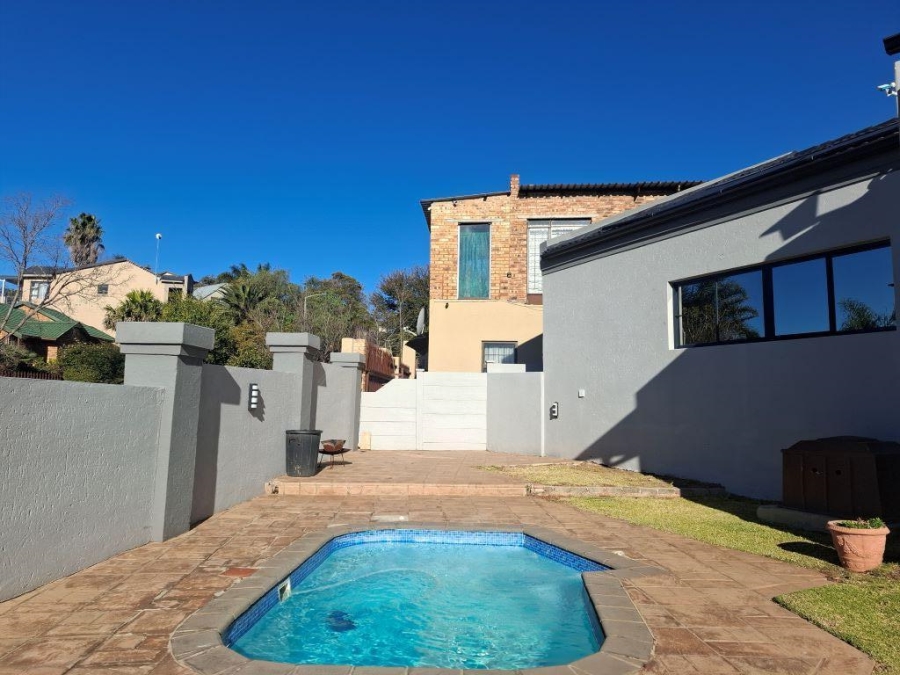 4 Bedroom Property for Sale in Noordheuwel Gauteng