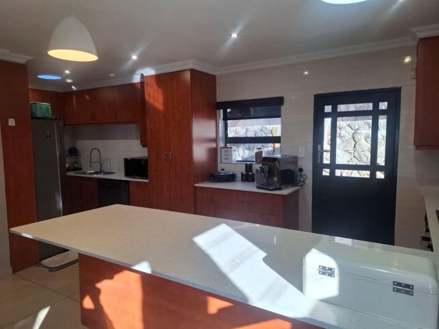 4 Bedroom Property for Sale in Noordheuwel Gauteng