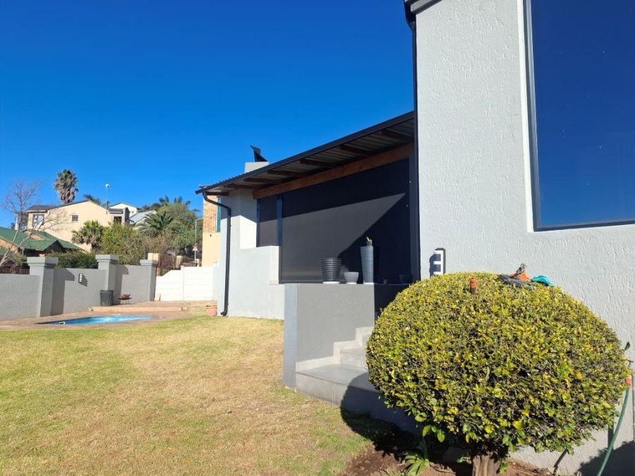 4 Bedroom Property for Sale in Noordheuwel Gauteng