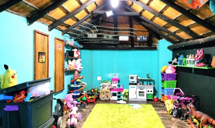 6 Bedroom Property for Sale in Krugersdorp North Gauteng