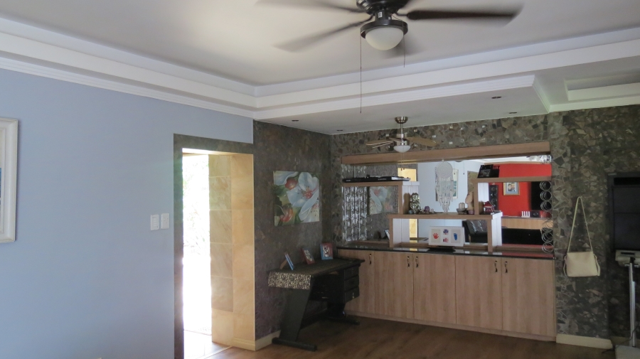 6 Bedroom Property for Sale in Krugersdorp North Gauteng